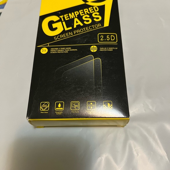 Universal unipha Tempered Glass protector for IPhone xr - Picture 2 of 5